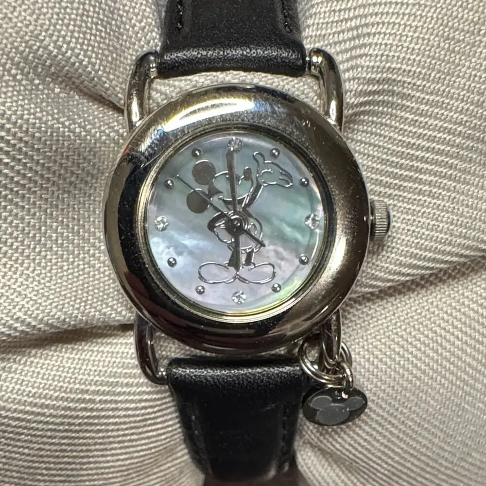 Disney for SII Marketing International | Mickey Mouse Watch with charm